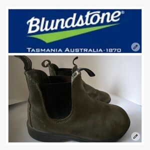 BLUNDSTONE kids Sz US 3-3.5 Chelsea Boots suede